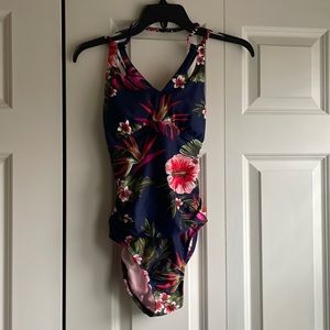 Women’s one piece bathing suit